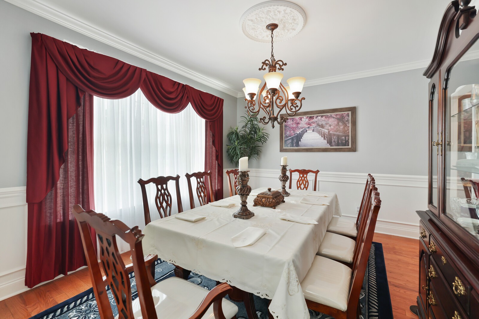 422 Heritage Cir