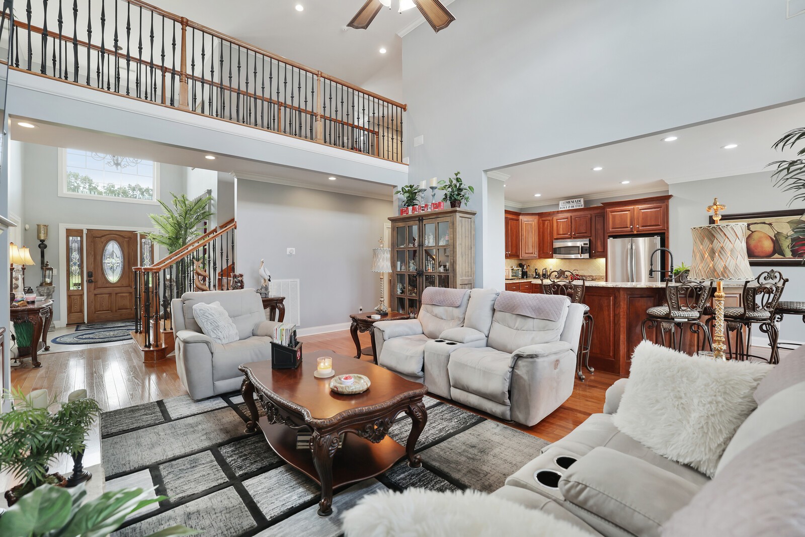 422 Heritage Cir