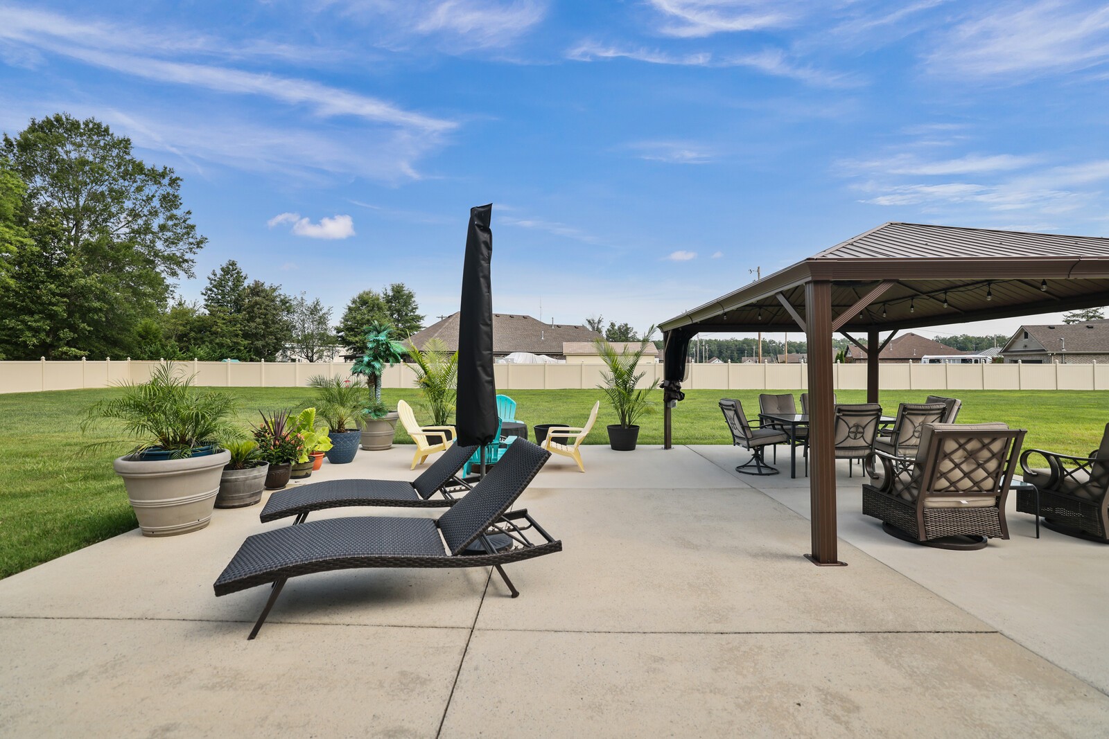 422 Heritage Cir