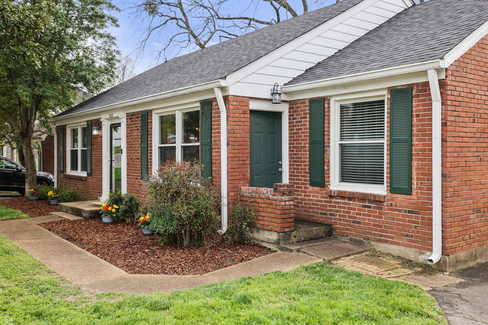 5531 Knob Rd