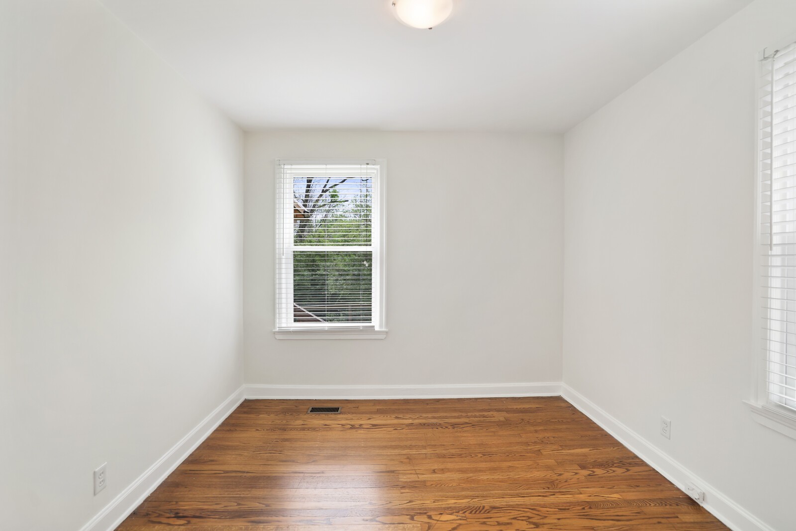 5531 Knob Rd