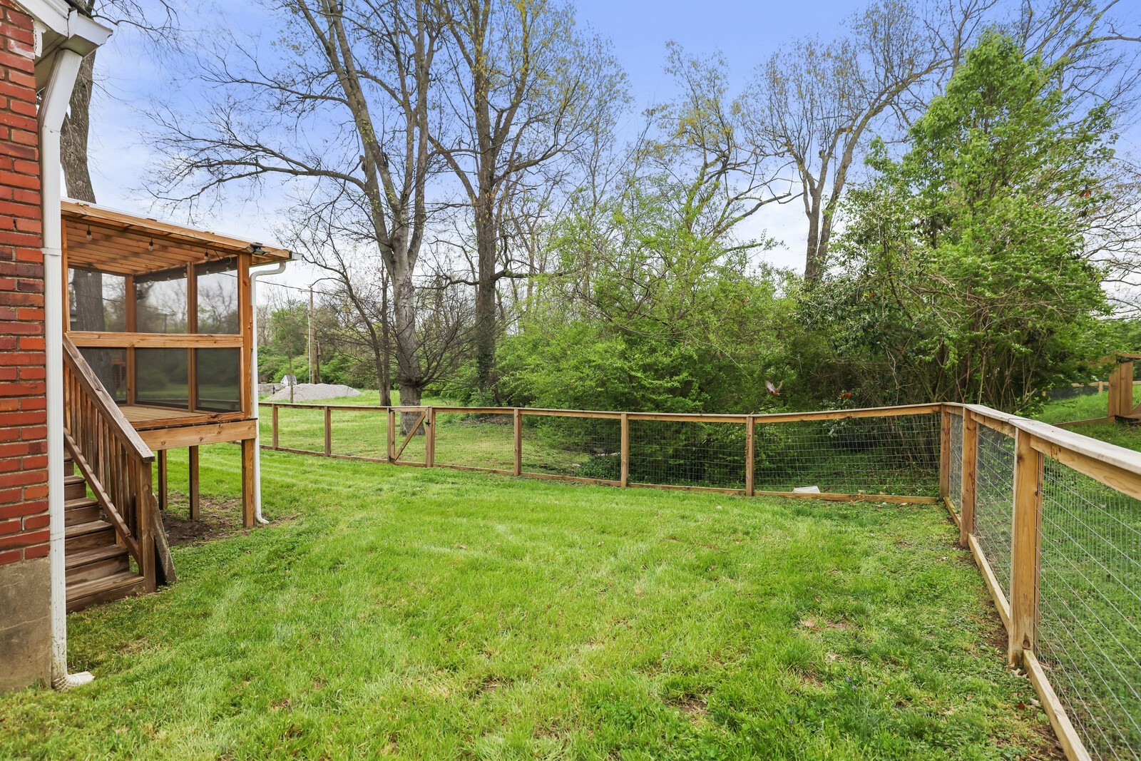 5531 Knob Rd
