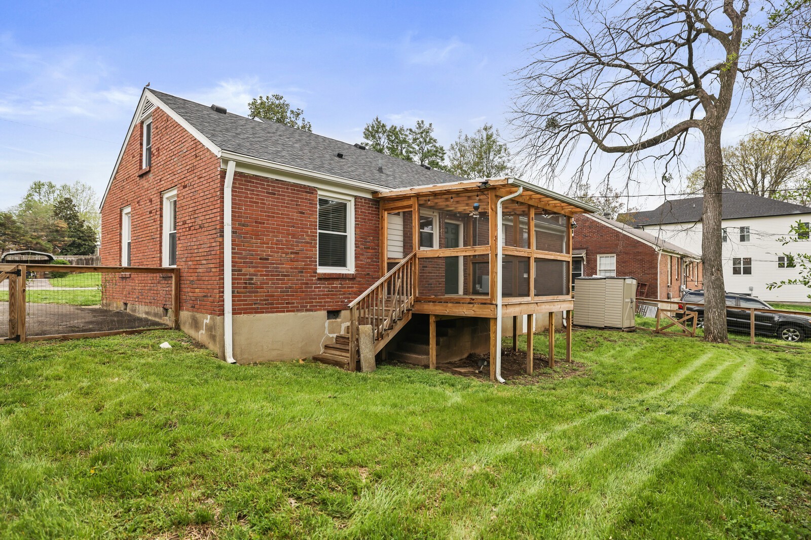 5531 Knob Rd