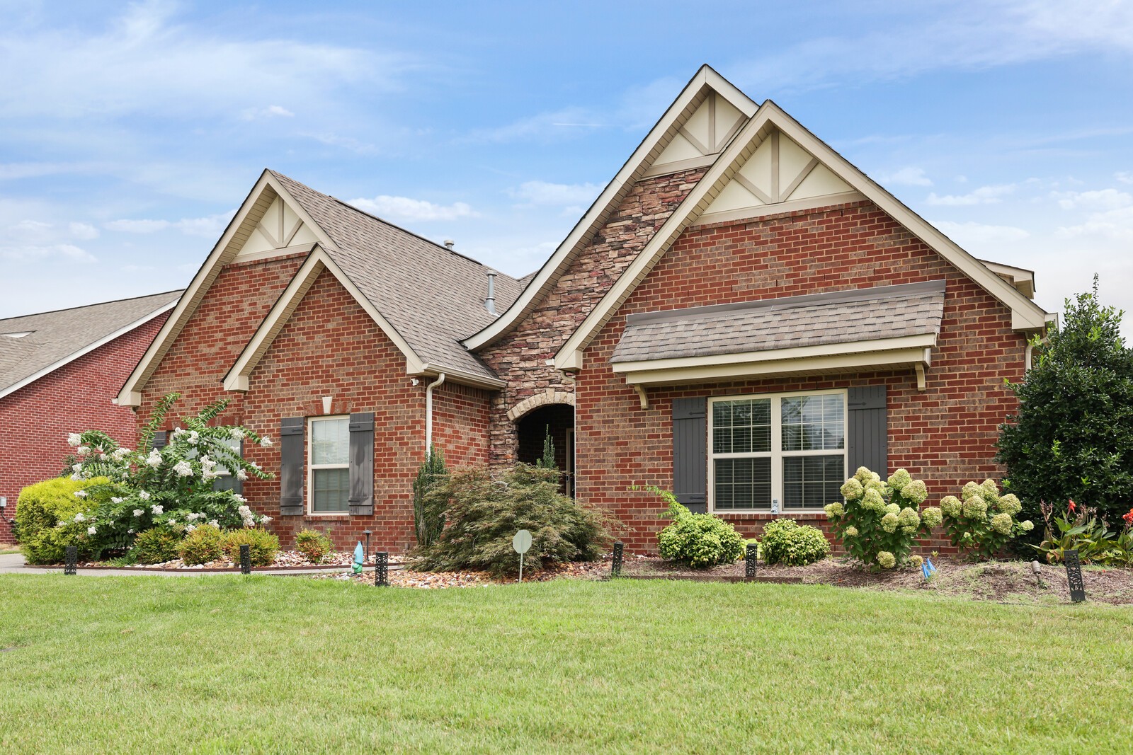 235 Carellton Dr