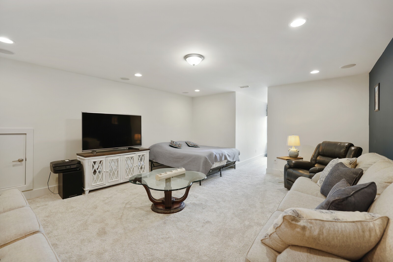 235 Carellton Dr