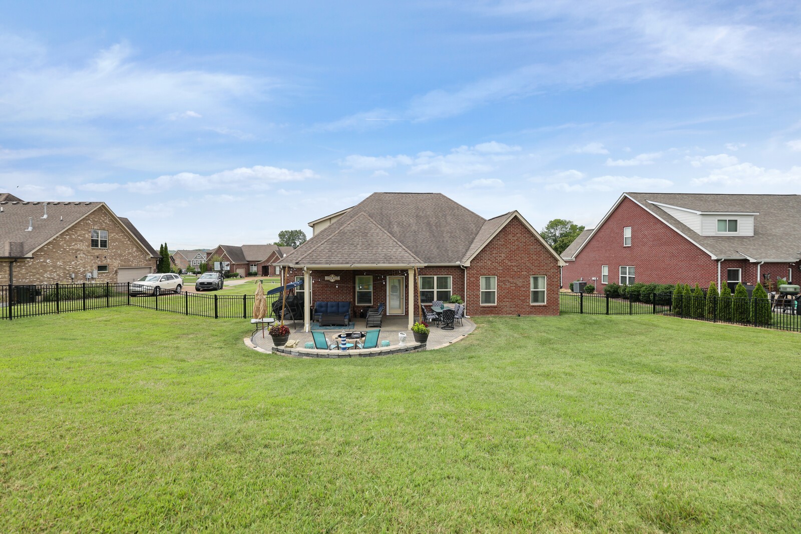 235 Carellton Dr
