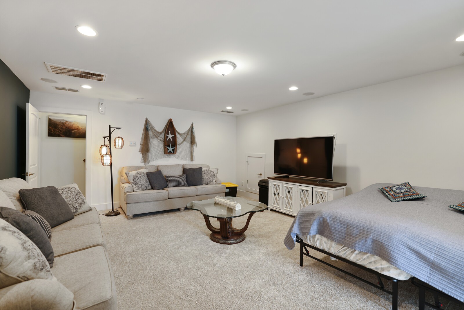 235 Carellton Dr