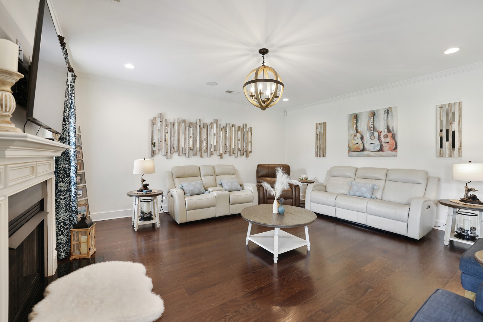 235 Carellton Dr