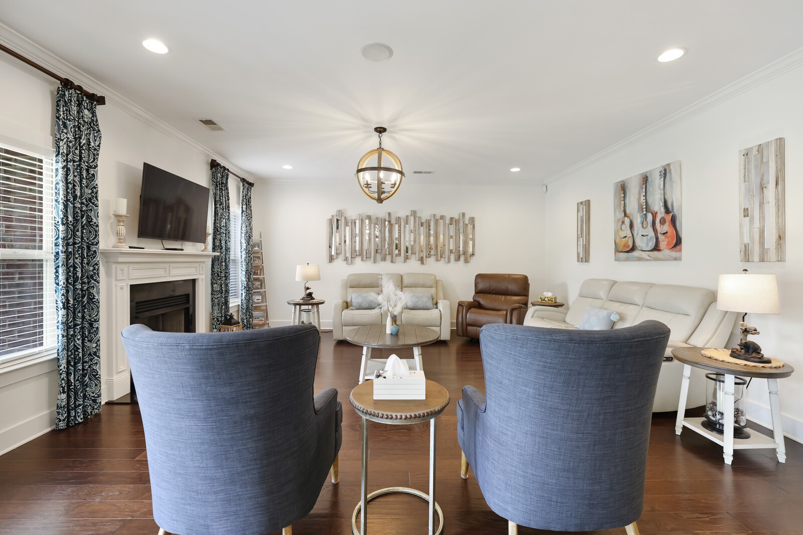 235 Carellton Dr