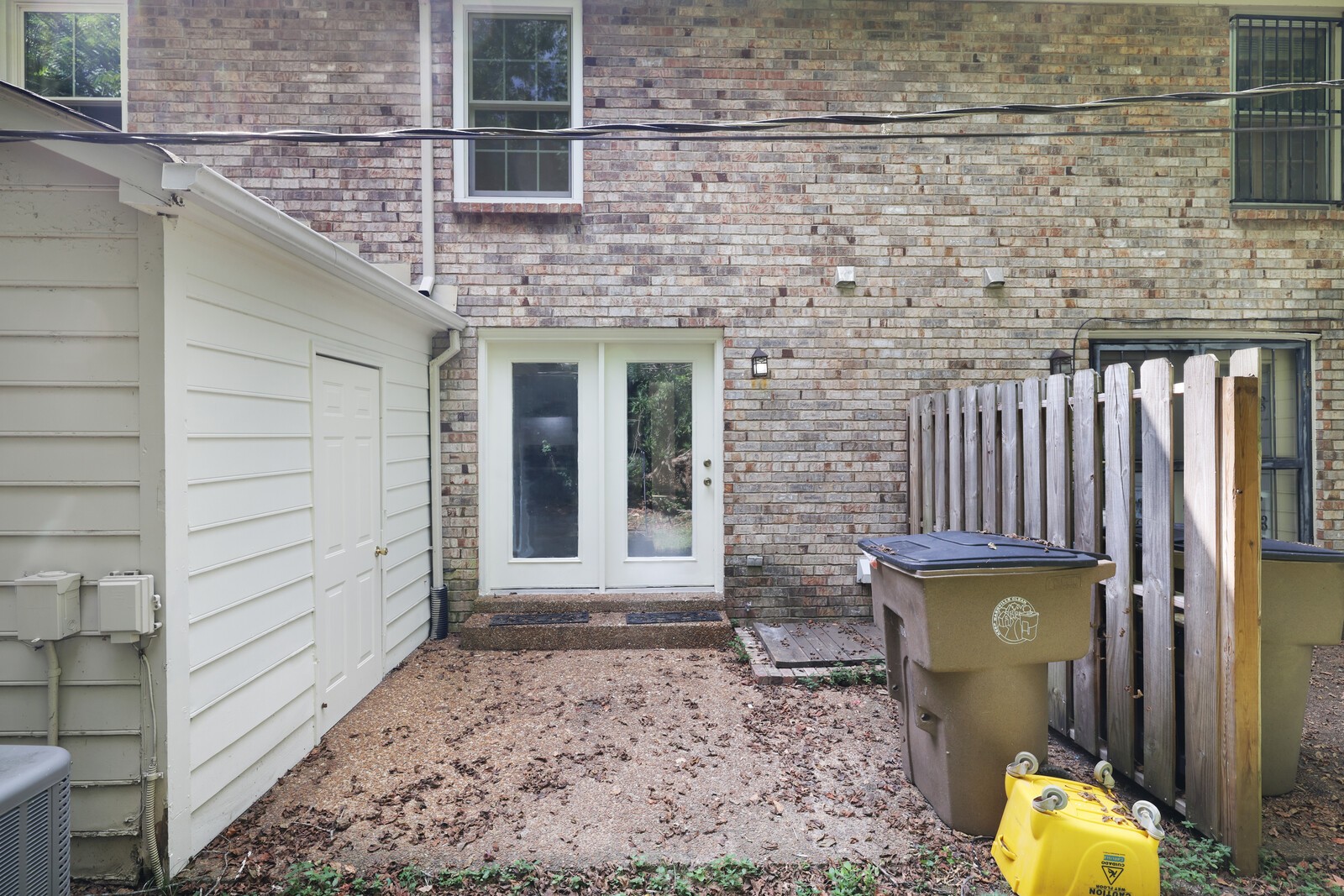 102 Northcrest Ct