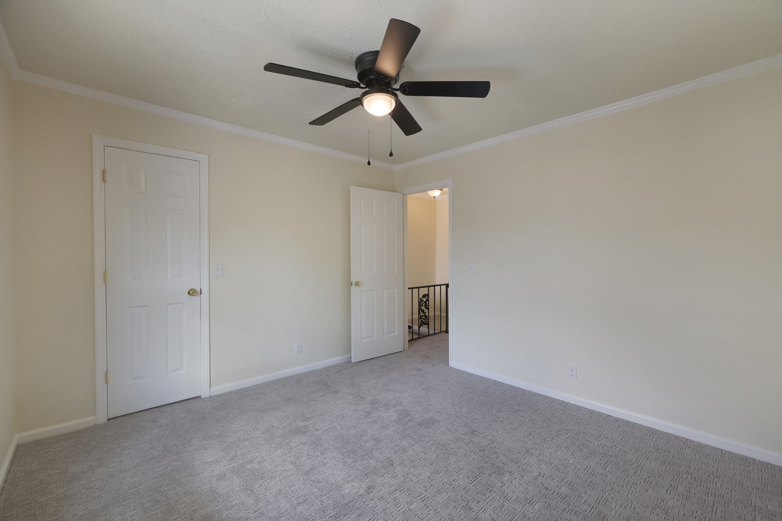 102 Northcrest Ct