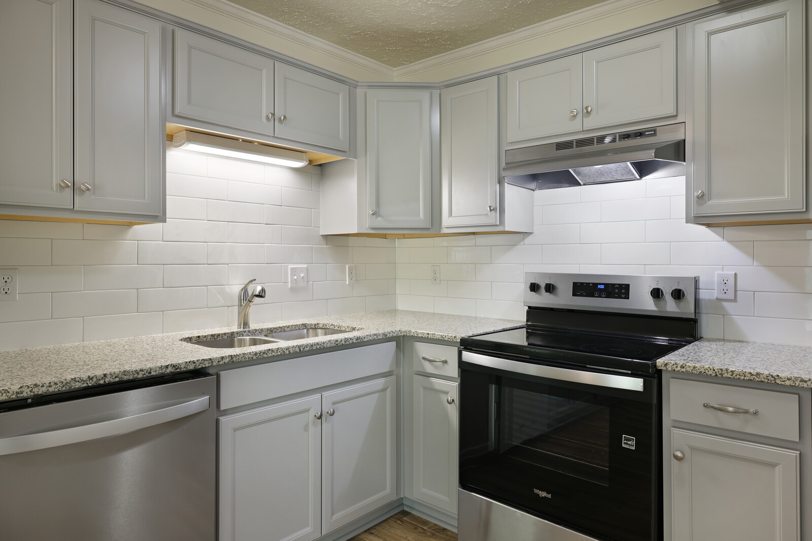102 Northcrest Ct