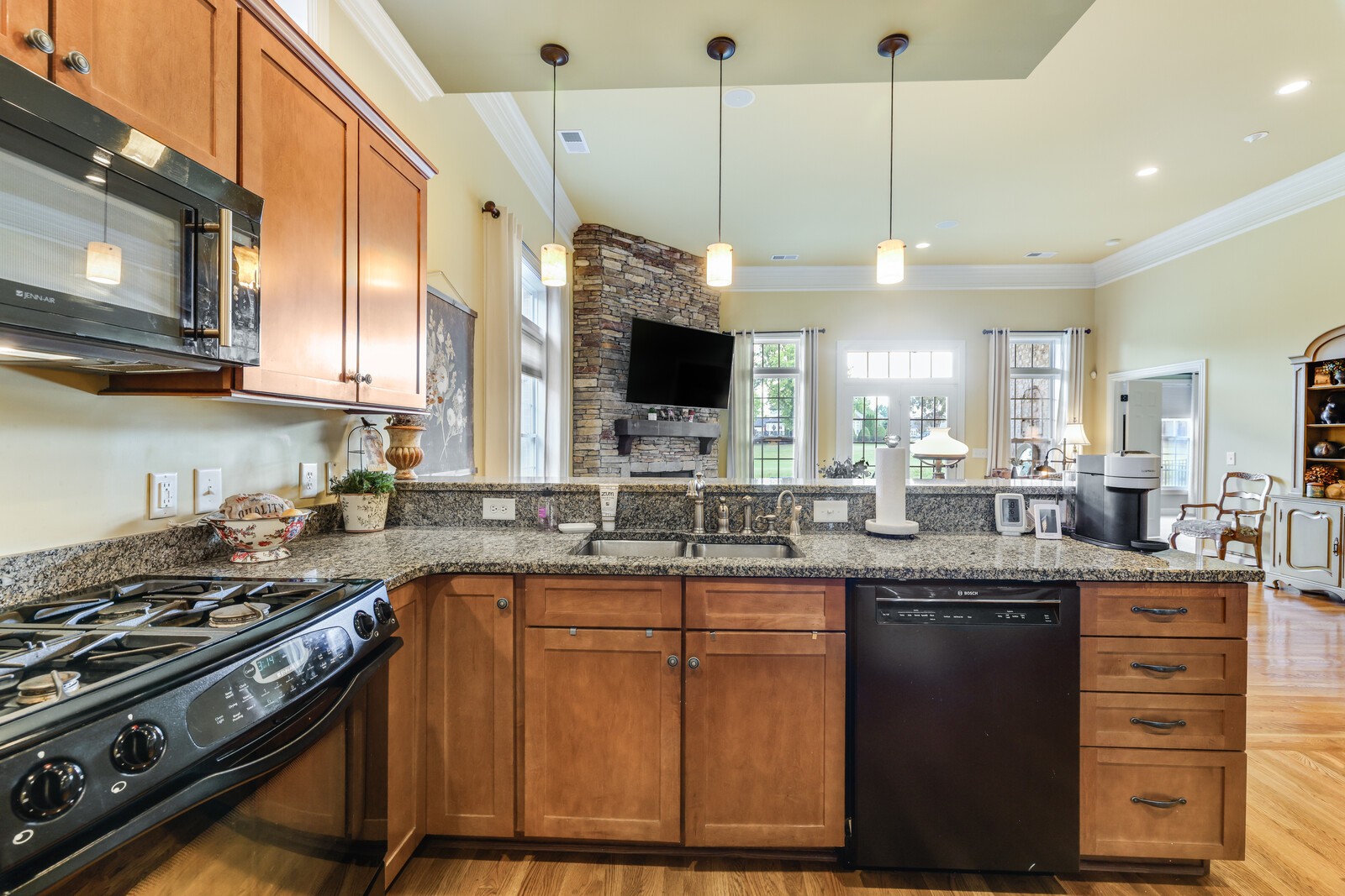 1119 Isaac Franklin Dr