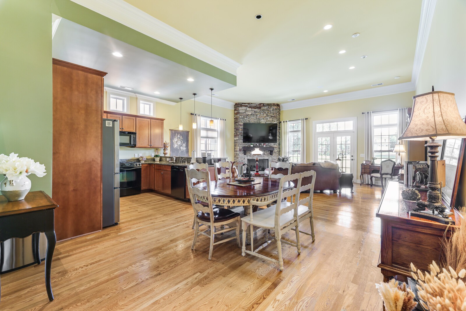 1119 Isaac Franklin Dr