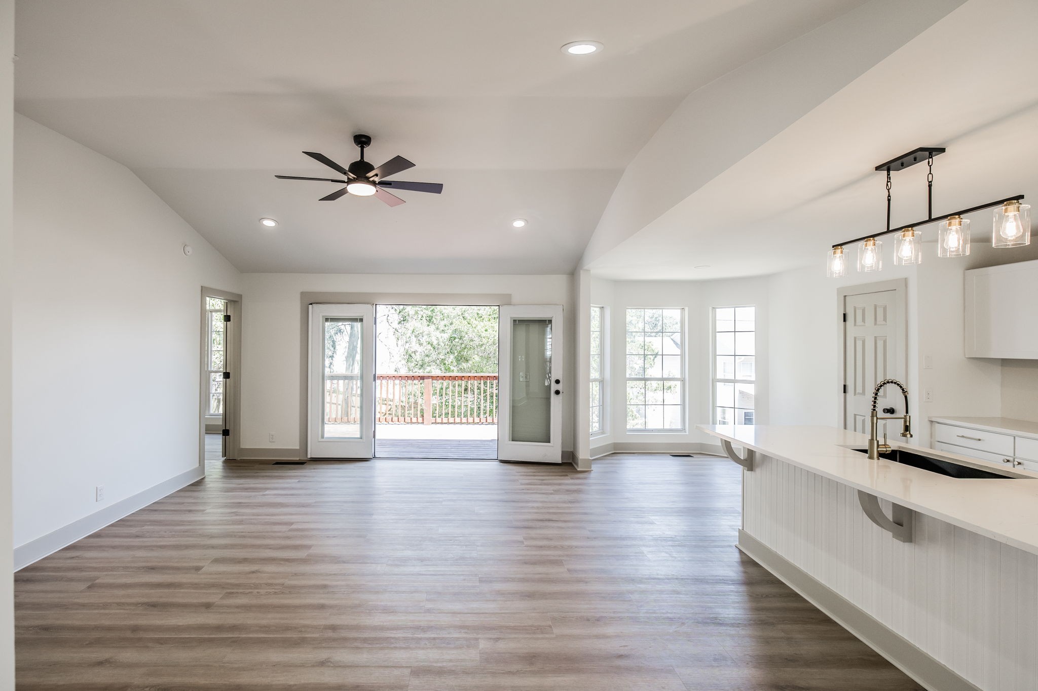 106 Brunswick Dr