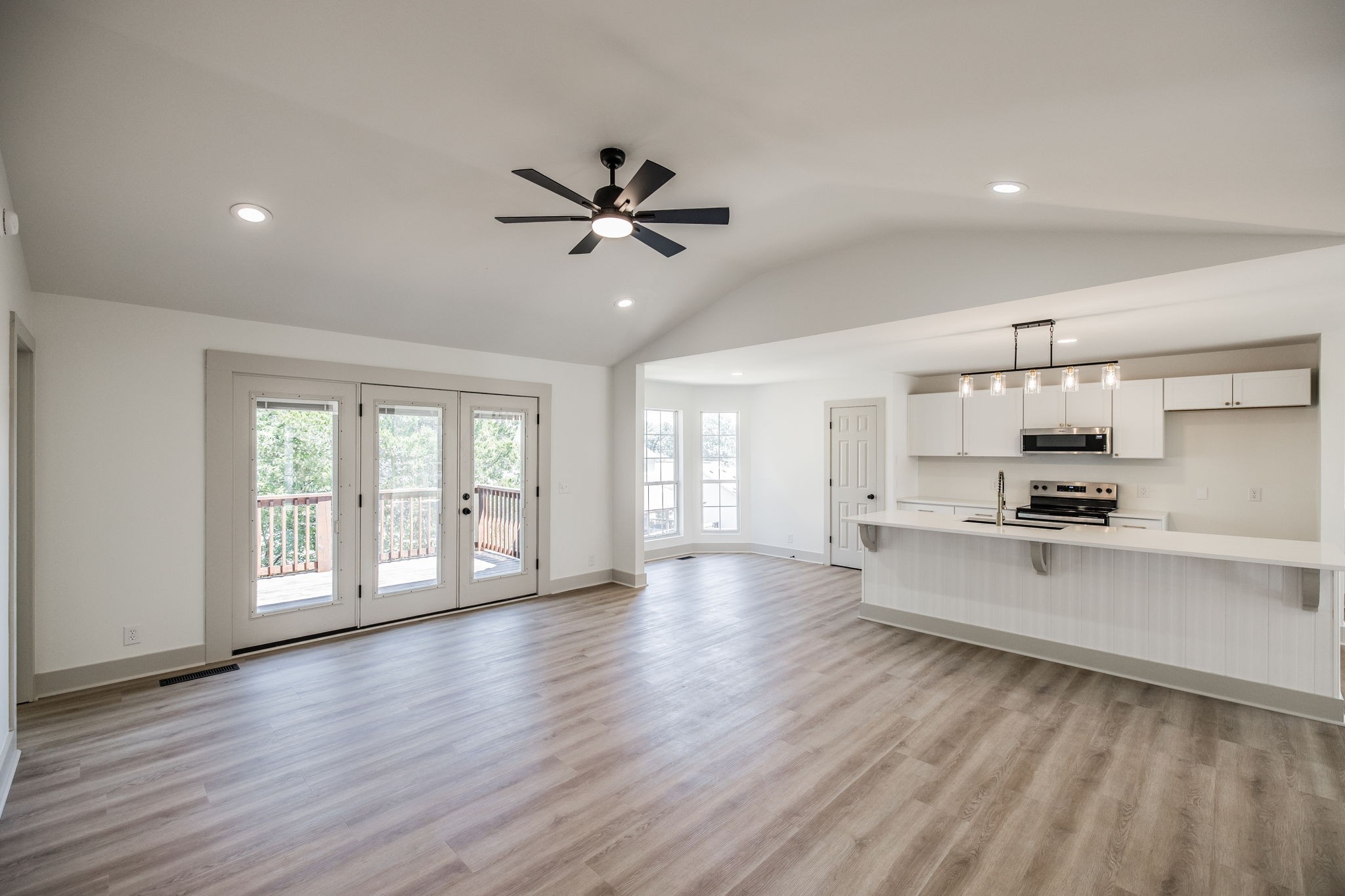 106 Brunswick Dr