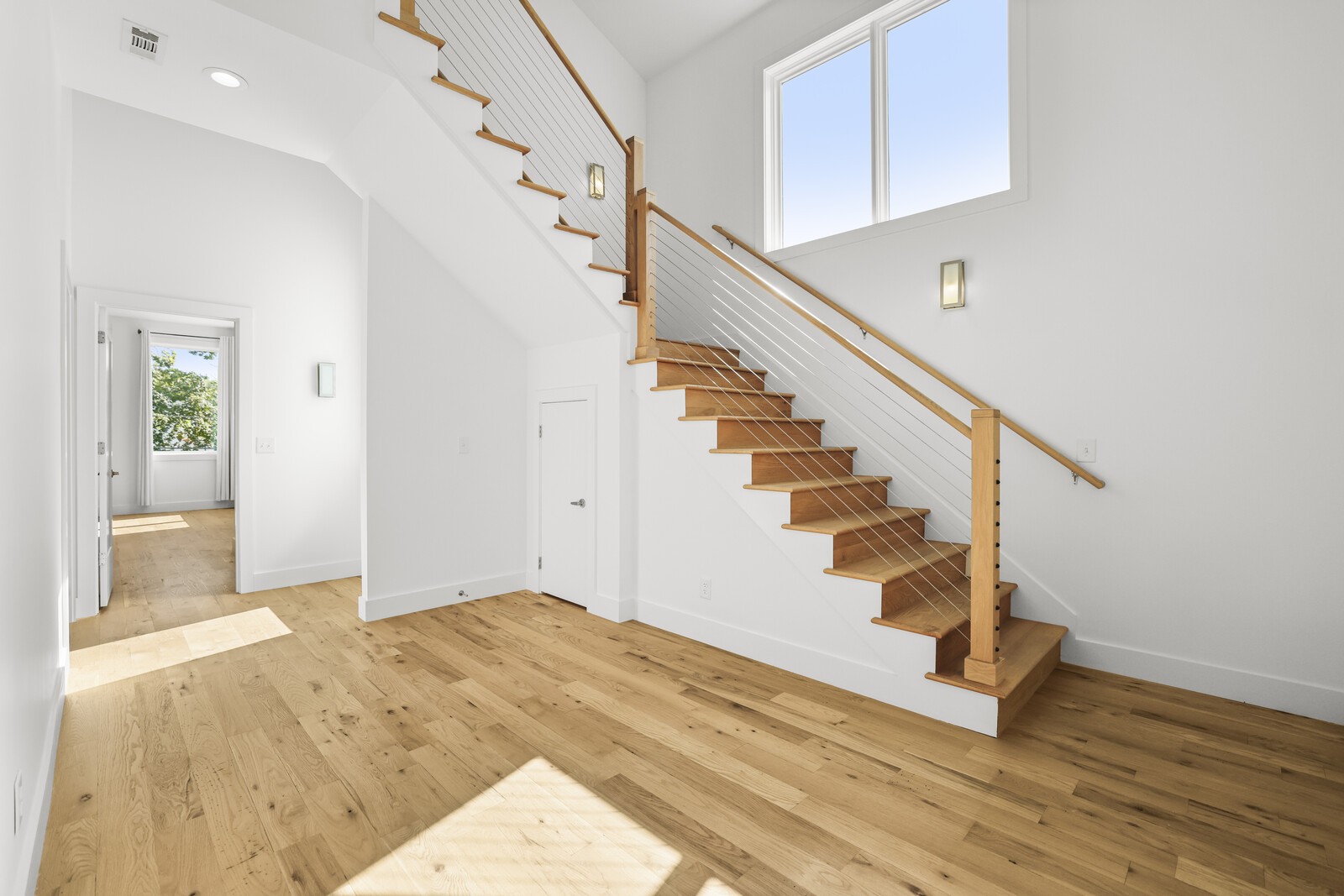 810 Clayton Ave