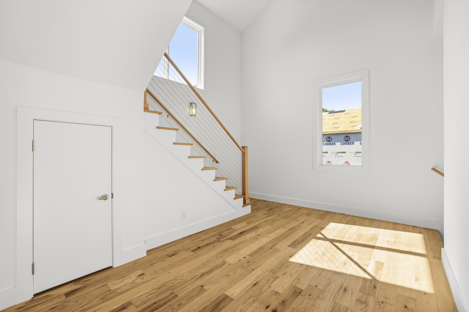 810 Clayton Ave
