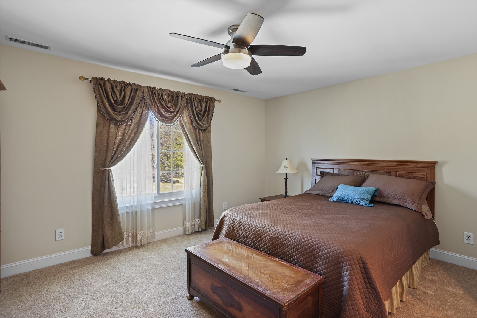 1871 Highway 52, E