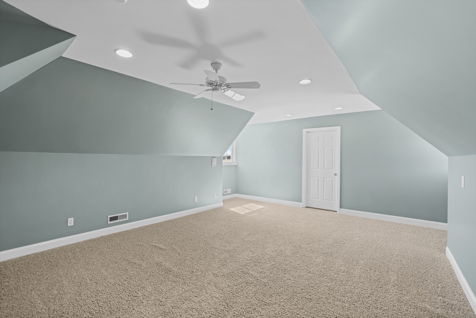 1871 Highway 52, E