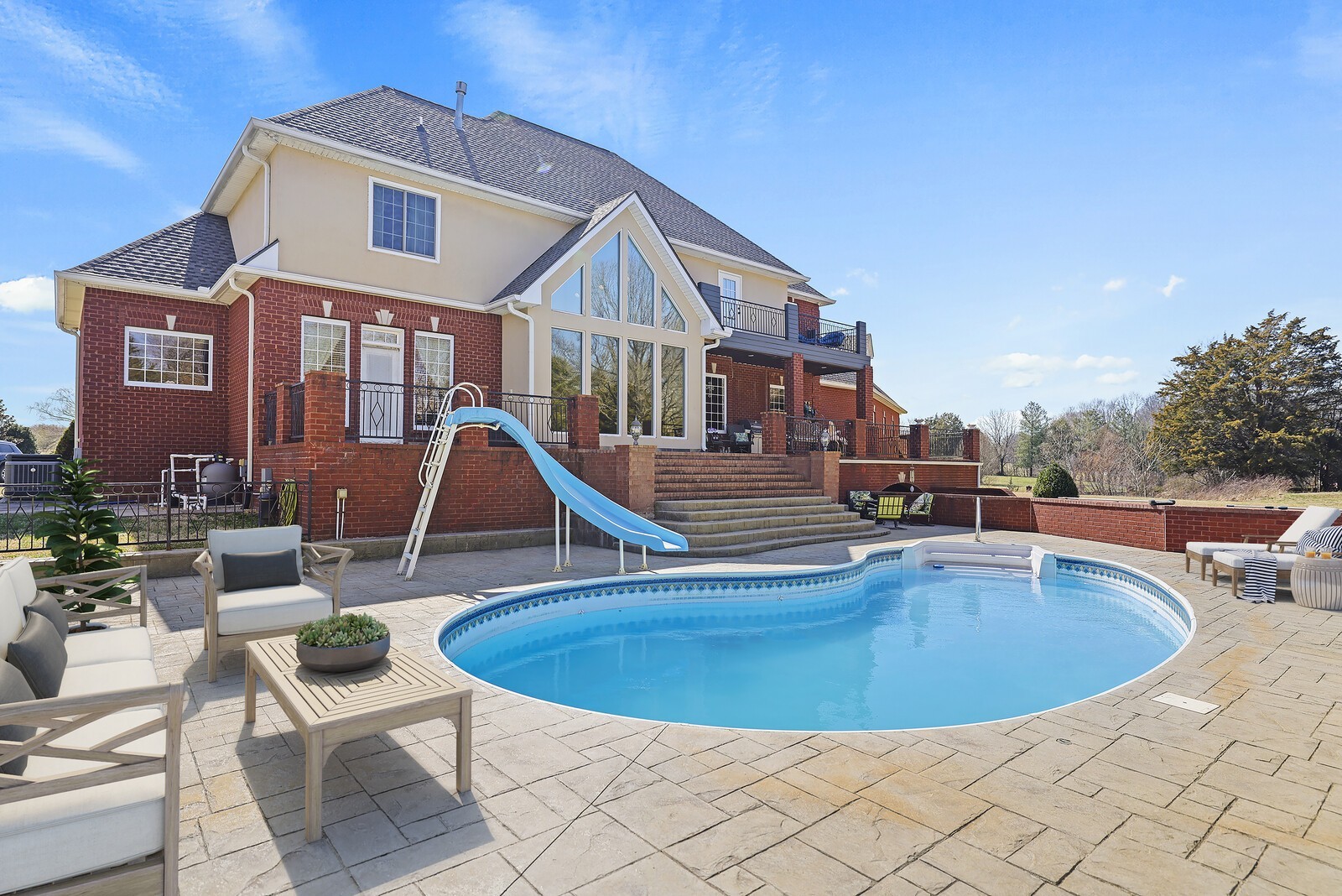 1871 Highway 52, E