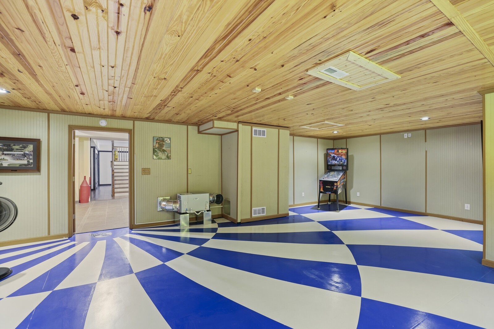 1871 Highway 52, E