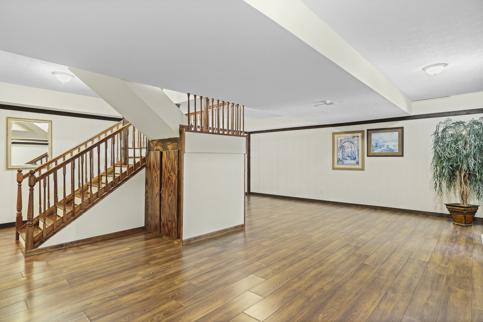1871 Highway 52, E