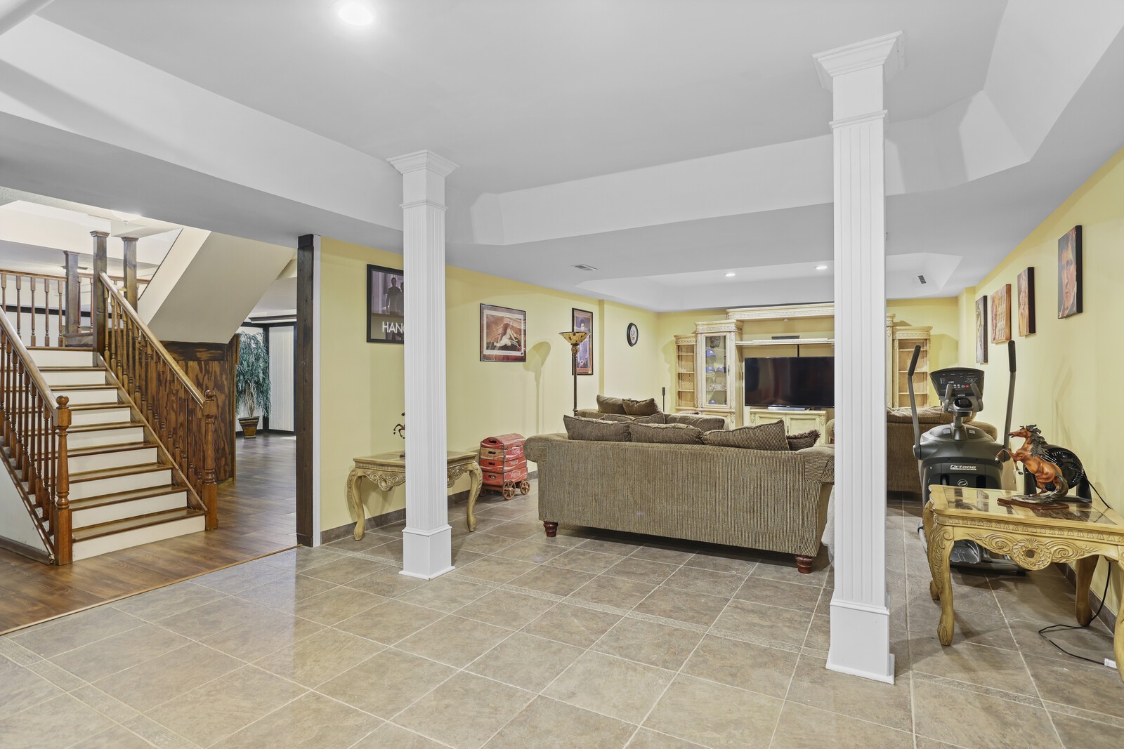 1871 Highway 52, E