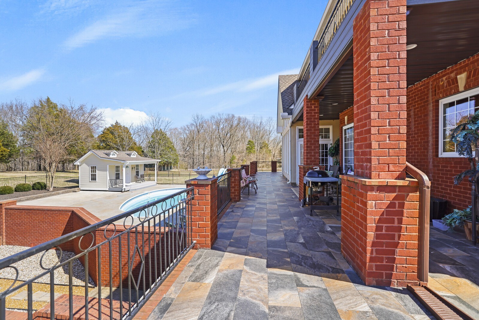1871 Highway 52, E