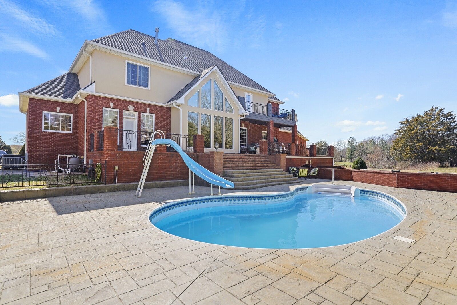 1871 Highway 52, E