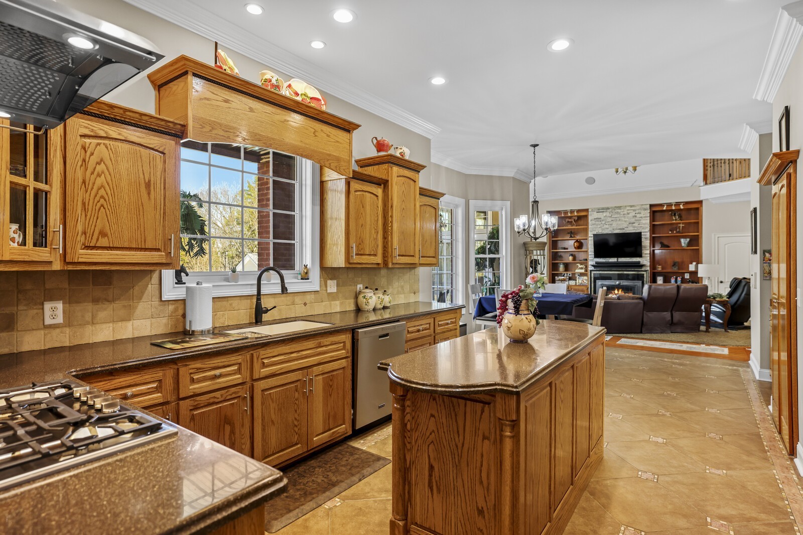 1871 Highway 52, E
