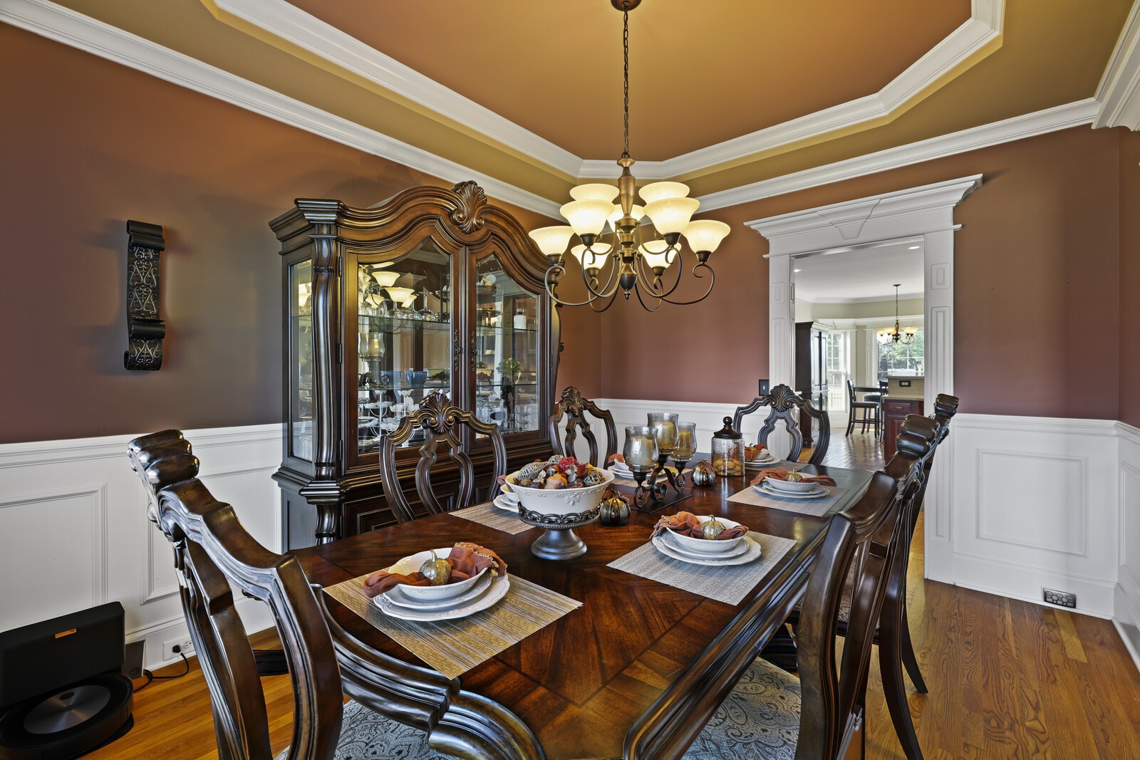 3411 Geneva Dr