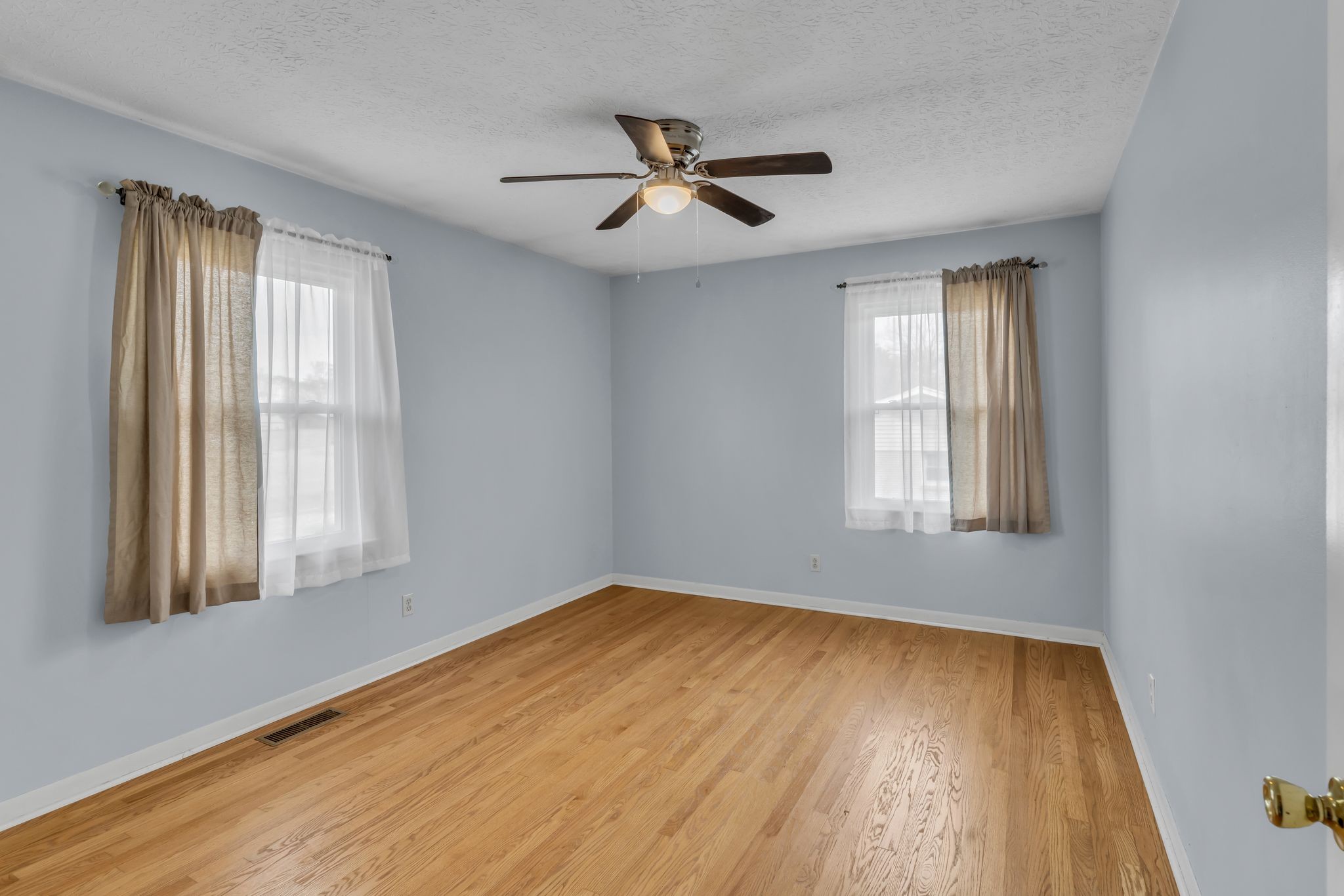 227 Hale Ave
