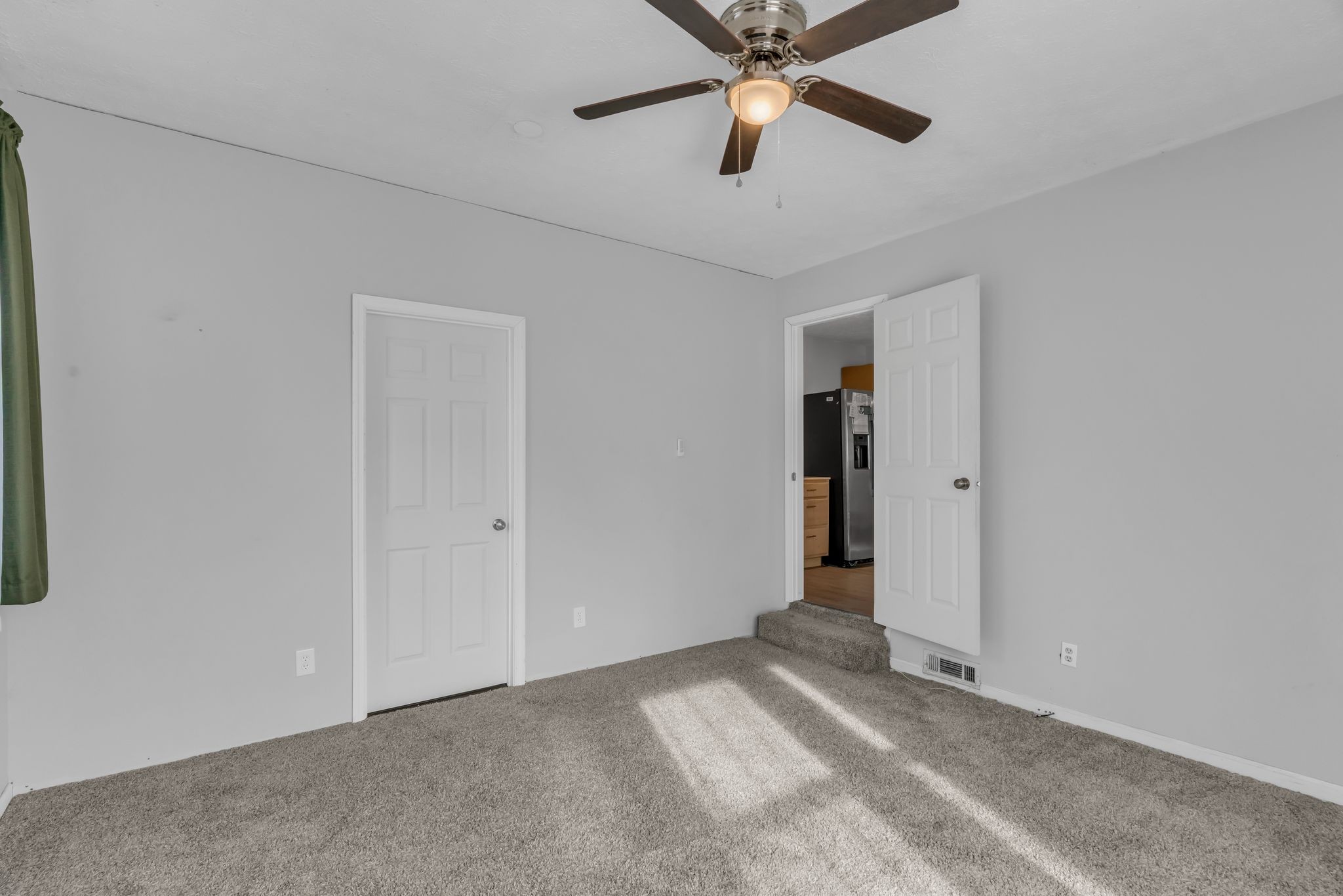 227 Hale Ave
