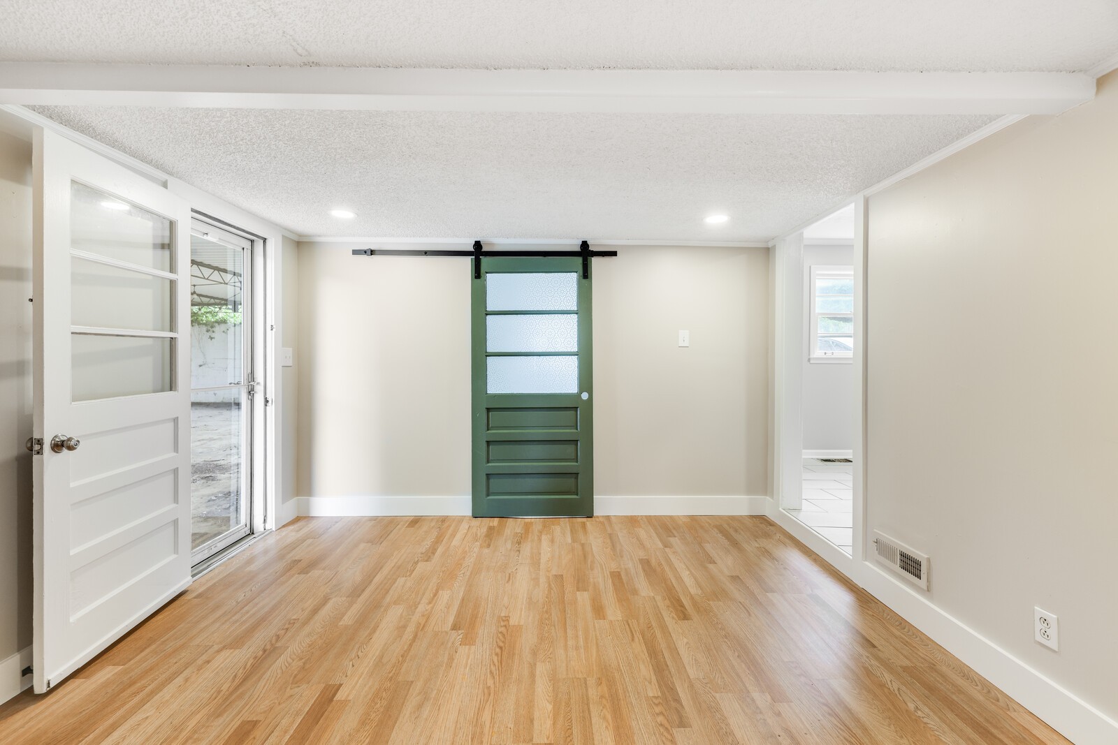 207 Maplewood Trce