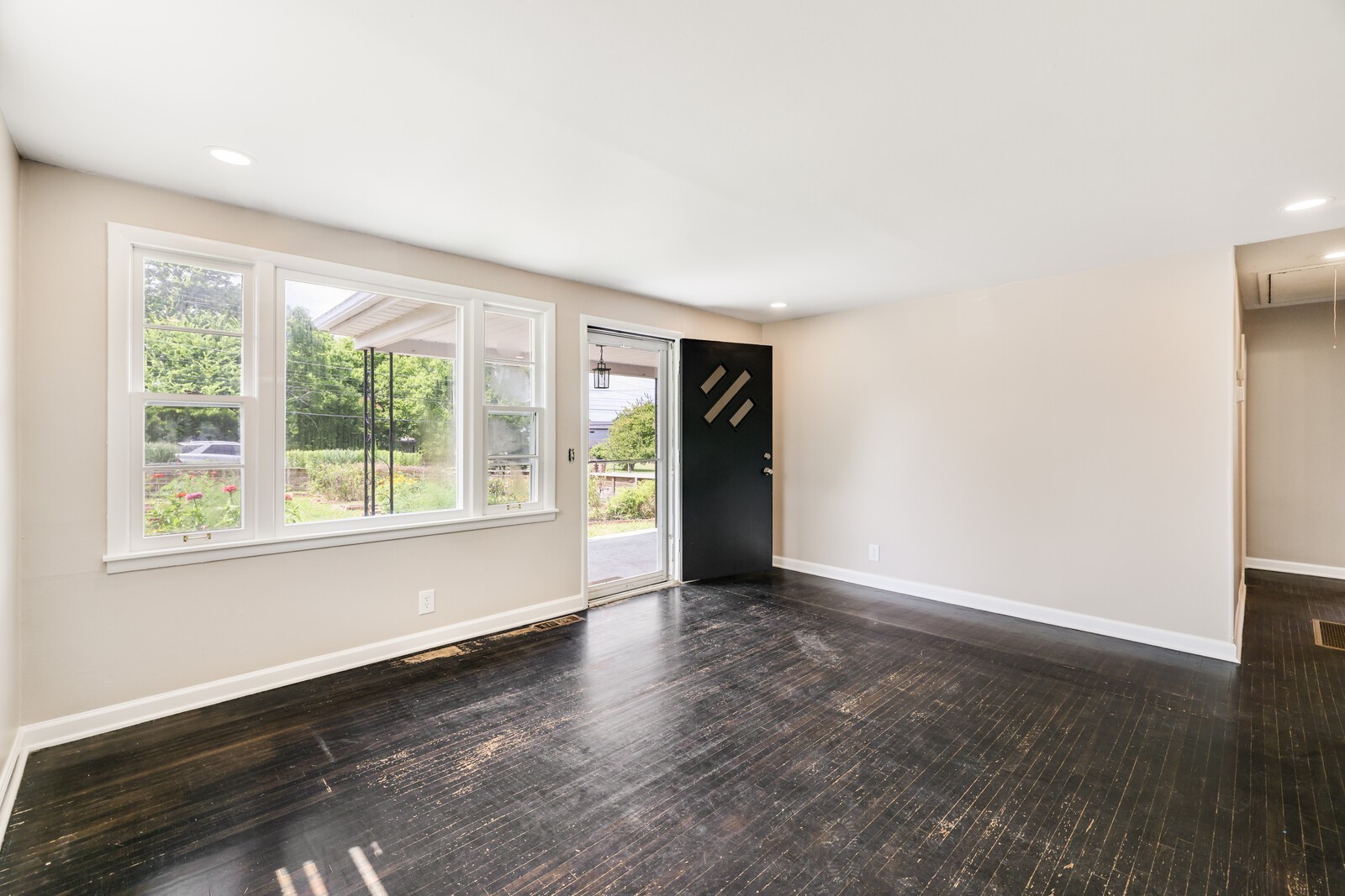 207 Maplewood Trce