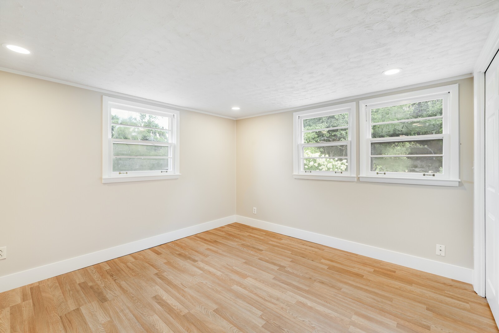 207 Maplewood Trce