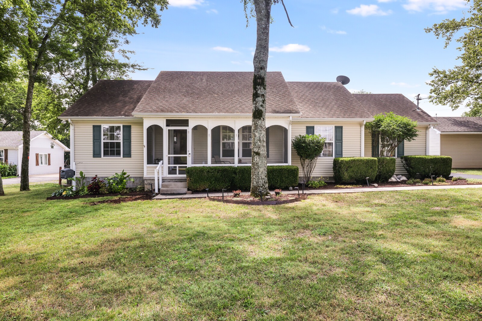 141 Stones River Ln
