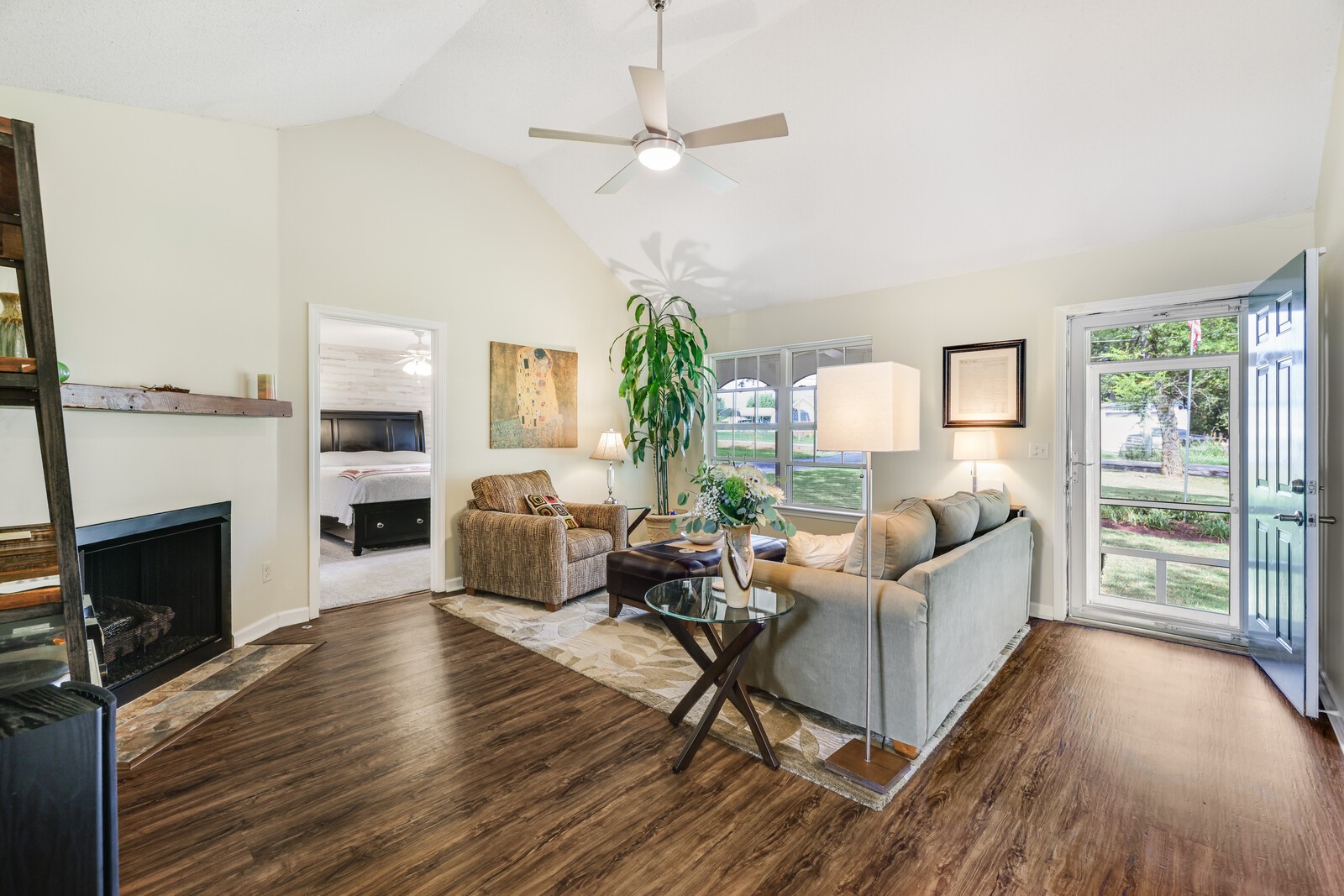 141 Stones River Ln