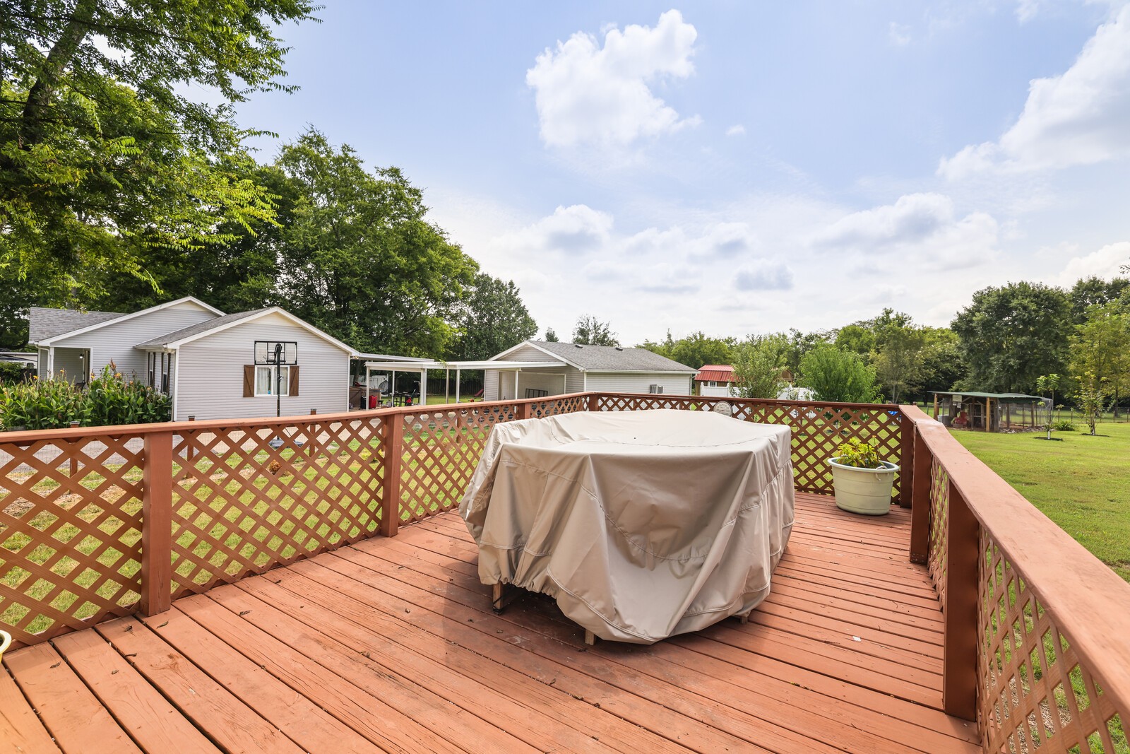 141 Stones River Ln