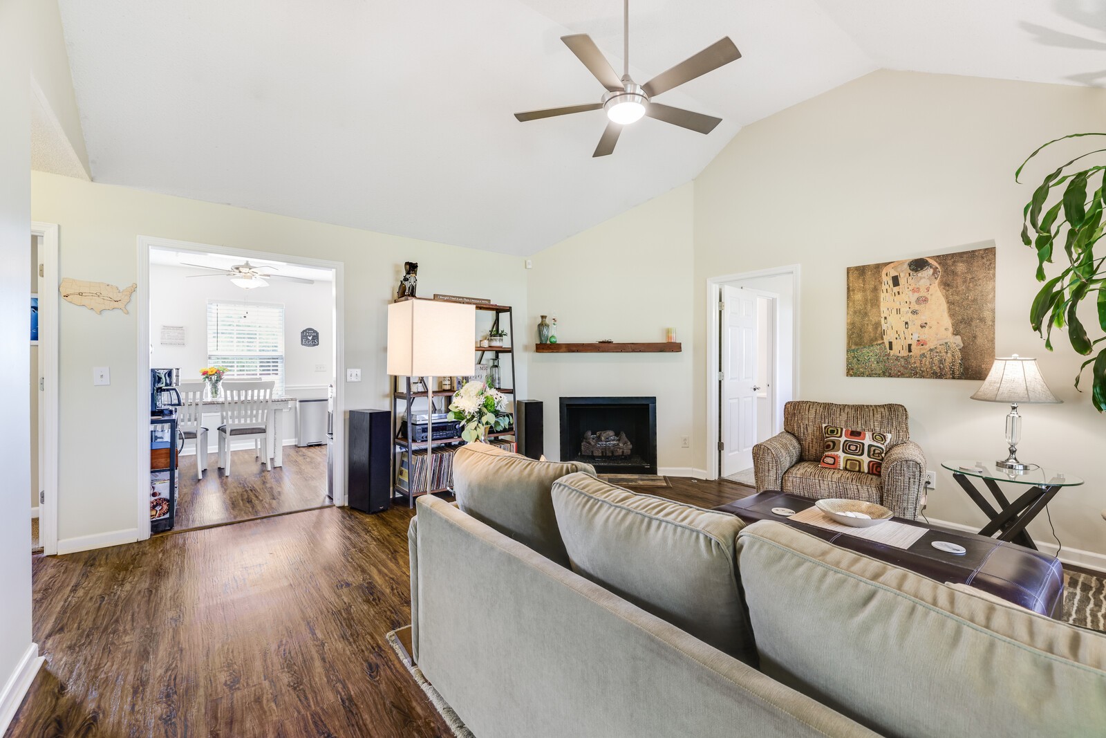 141 Stones River Ln