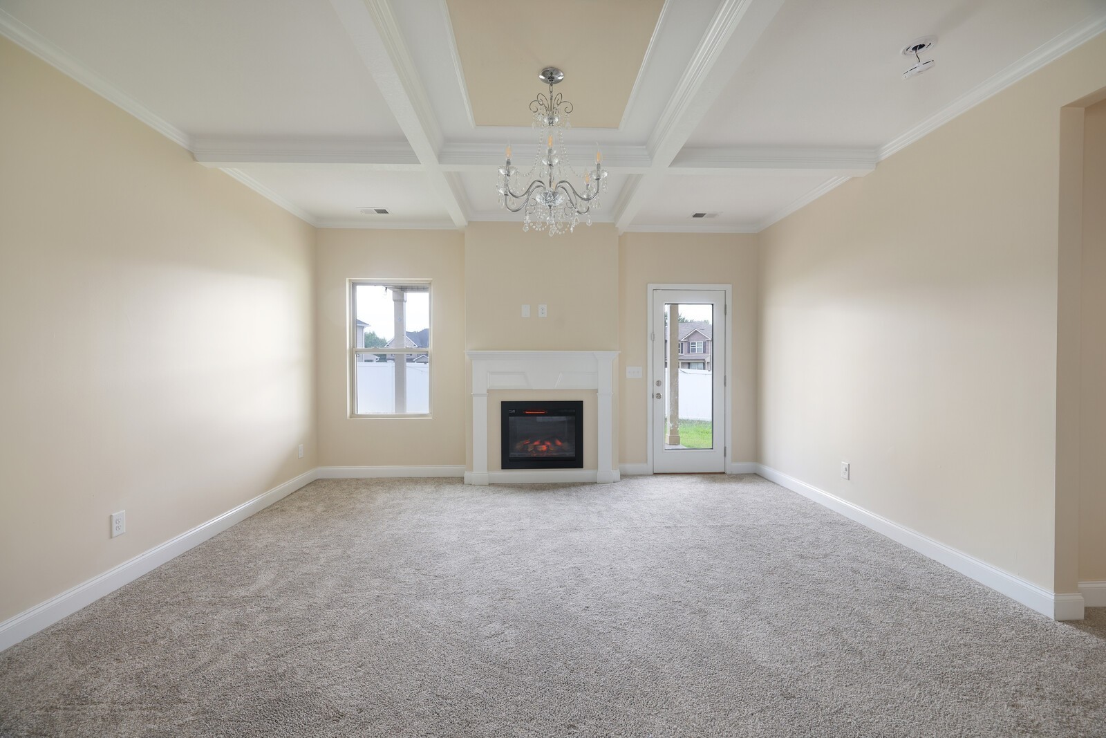 2208 Viking Ct