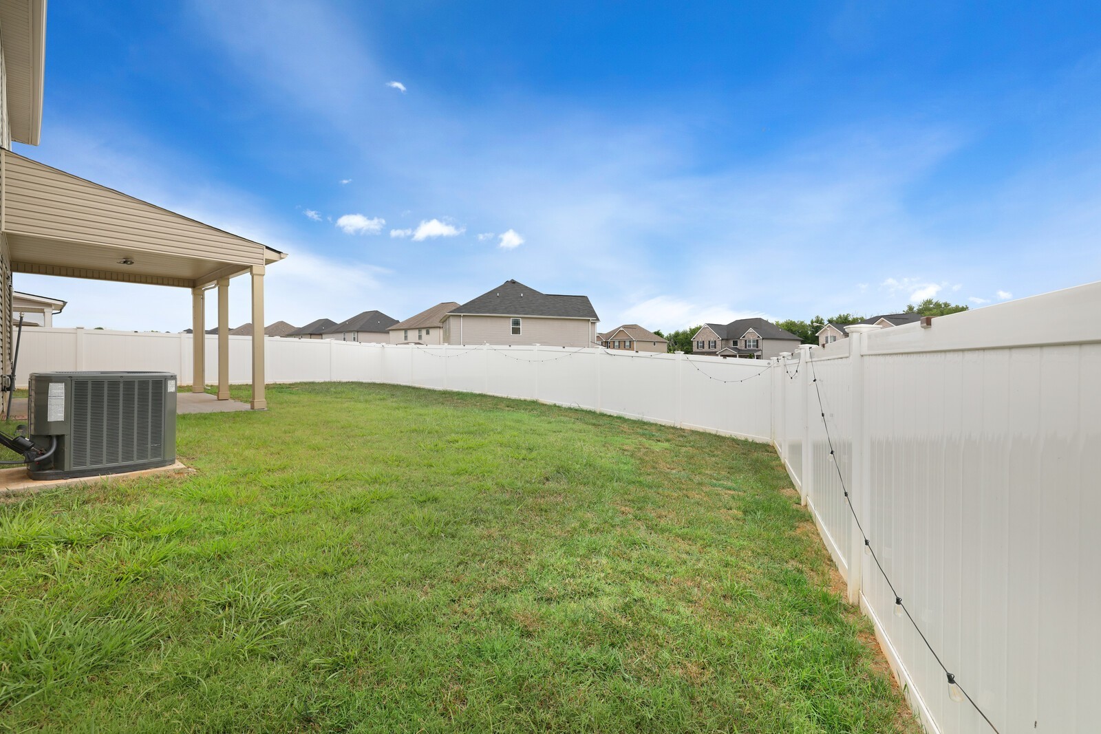 2208 Viking Ct