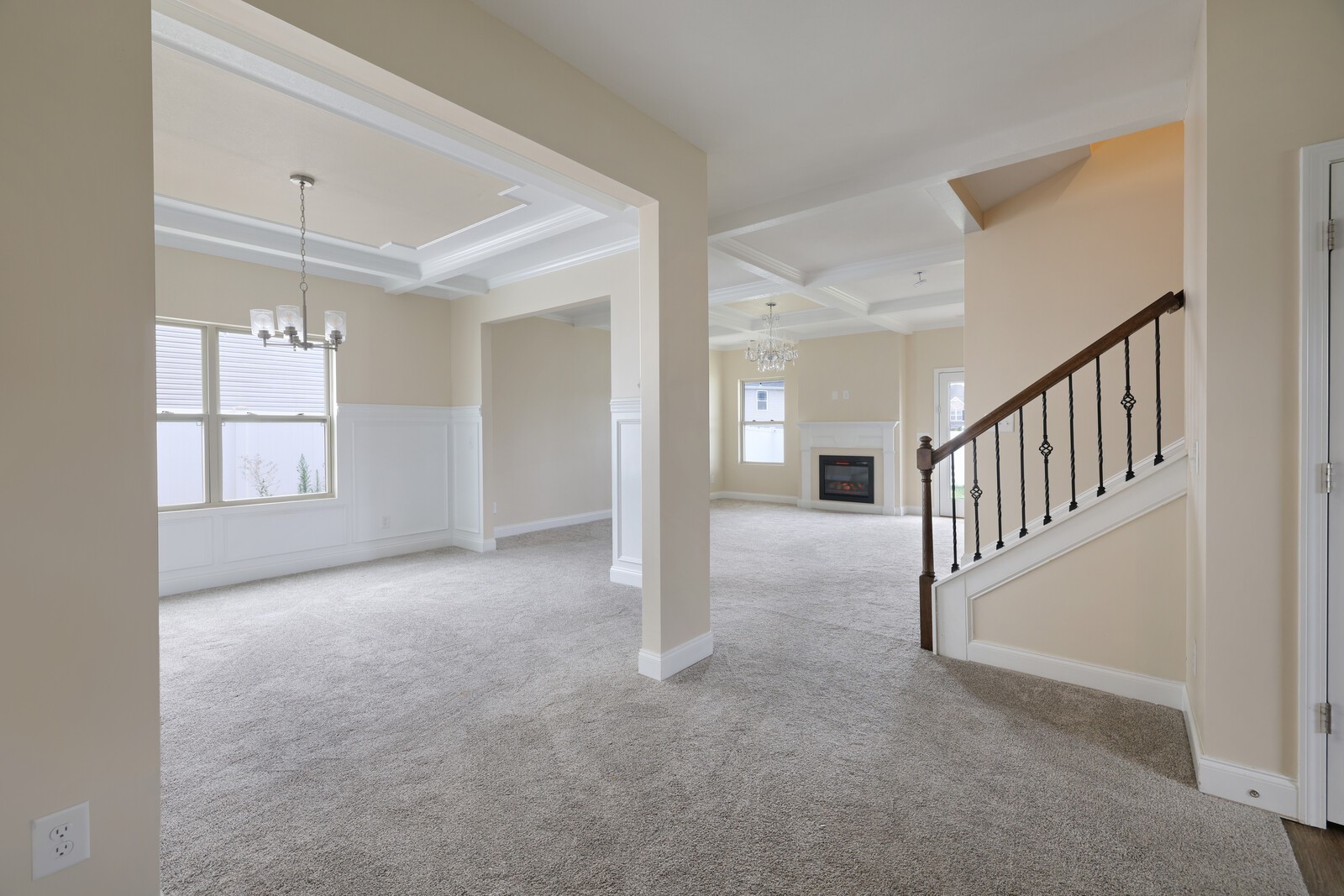 2208 Viking Ct
