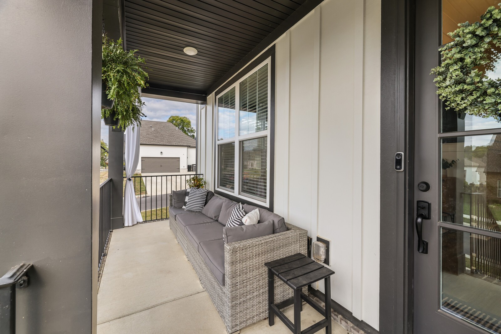 105 Stonehaven Way