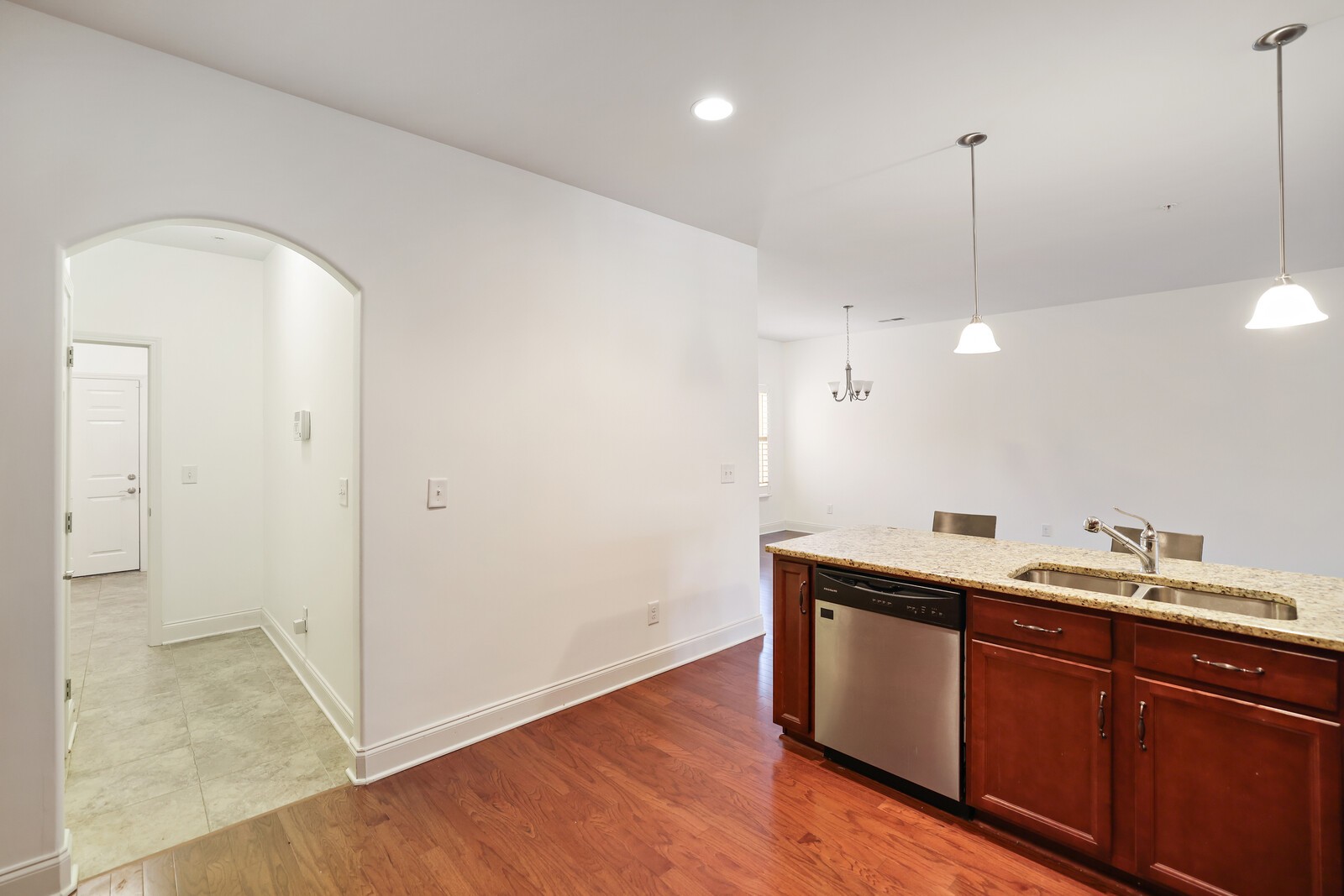 304 Thesing Ct