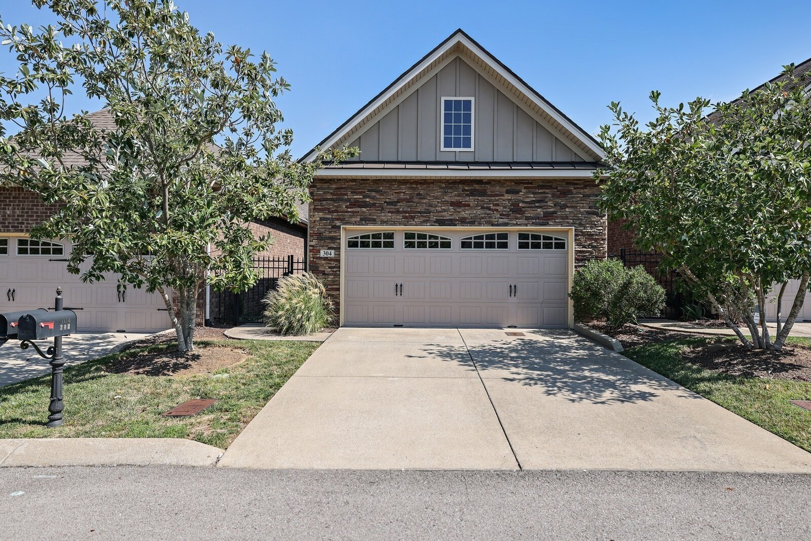 304 Thesing Ct