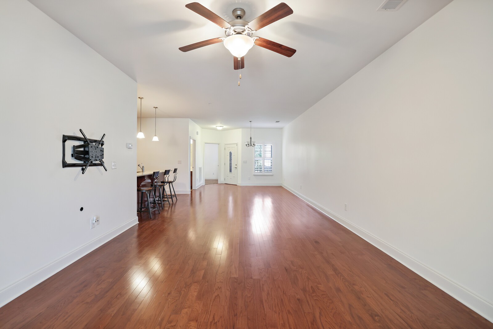 304 Thesing Ct