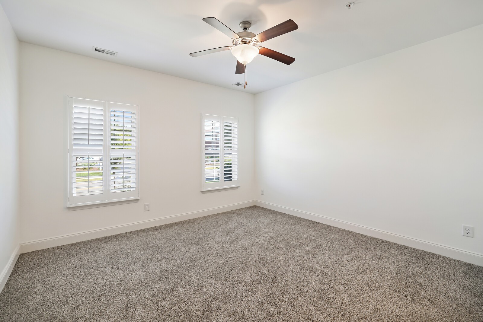 304 Thesing Ct
