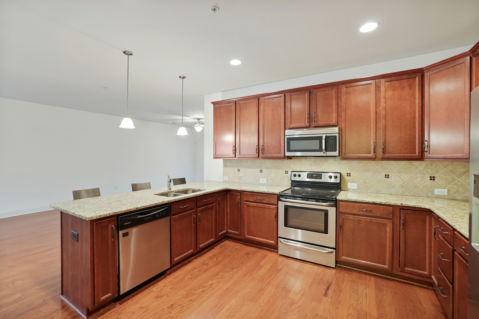 304 Thesing Ct